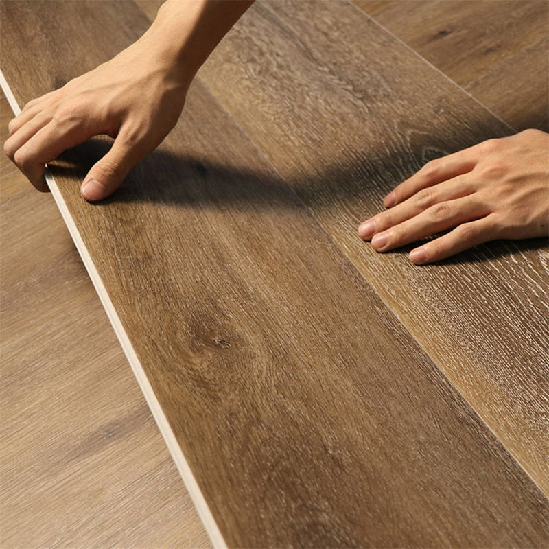 Το Piso Laminado 8mm βινυλίου δάπεδο SPC χτυπά UV επίστρωμα δαπέδων σανίδων το βινυλίου