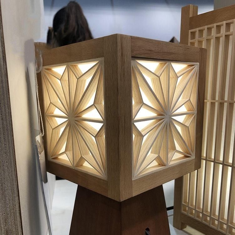 Αγροτικό διακοσμητικό ξύλινο Kumiko οδήγησε τις ξύλινες οθόνες διαιρετών φυσαλίδων νερού για το εστιατόριο