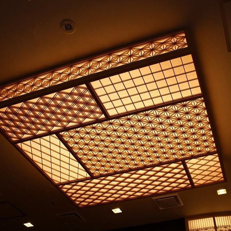 Εσωτερικός διακοσμητικός ξυλουργικής διαιρέτης δωματίων ξύλου πεύκων Kumiko στερεός που προσαρμόζεται