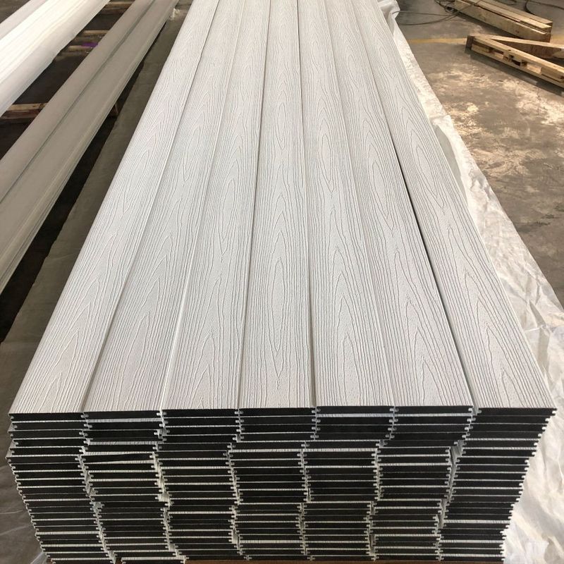 Ευρωπαίος συνεξόδευση Αδιάβροχο πάτωμα κατάστρωμα WPC Κούφια κατάστρωμα σύνθετο κατάστρωμα εξωτερική χρήση βούρτσισμένο ξύλο πλαστικό σύνθετο