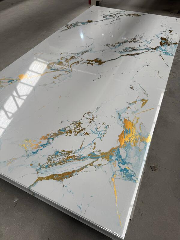 Φαρμακευτική παραγωγή 2.5mm 2.8mm πάχος 4 * 8Feet PVC μαρμάρινο φύλλο UV επιφάνειας Αδιάβροχο Retardant φλόγας Anti-γδαρμένος