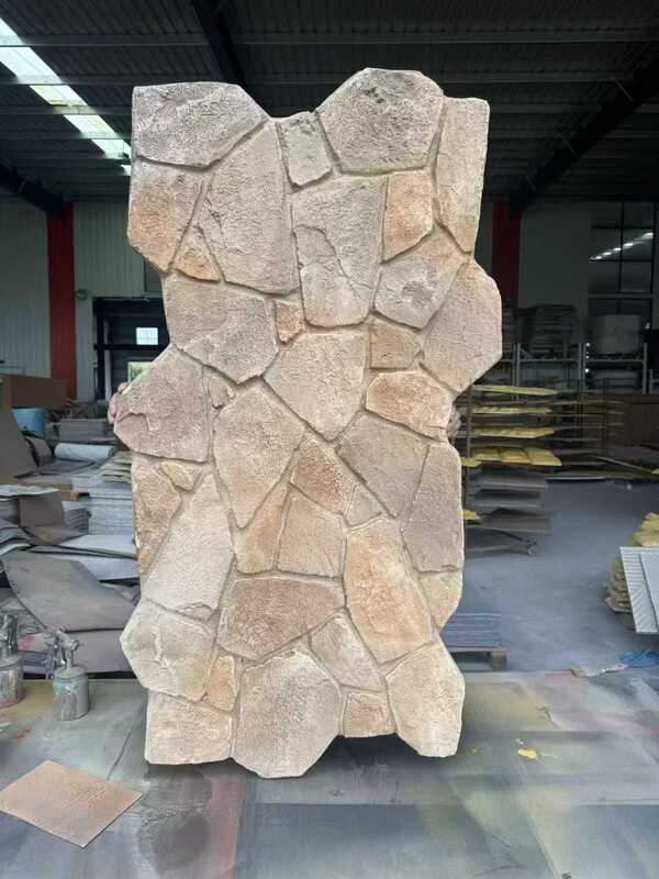 Εξωτερικά τοίχοι Σύγχρονο πολυουρεθάνιο PU Τεχνητή πλαστική πέτρα Ελαφρύς βάρος Τεχνητή πέτρα μαρμάρινο PU