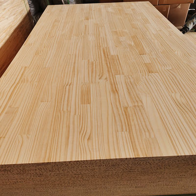Φθηνή τιμή χονδρική Radiata Pine Finger Joint Pine Panel