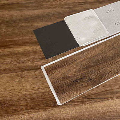 Αυτοκόλλητο PVC πάτωμα ανθεκτικό στην φθορά εύκολη συντήρηση