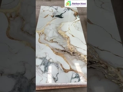 Εμφάνιση και φόρτωση με στυλ πλακέτας UV